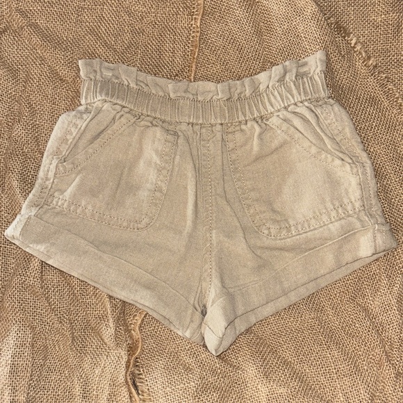 OLD NAVY Ruffled Puckered-Jacquard Knit One-Shoulder Top - Picture 4 of 8